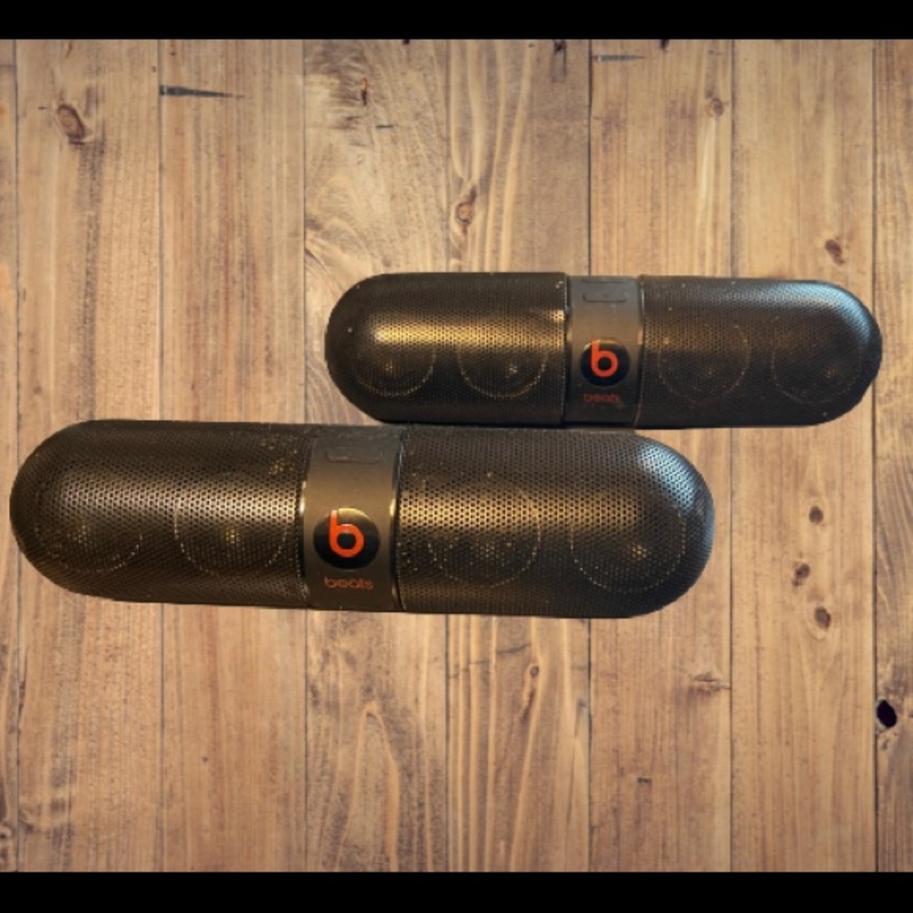 Beats pill mini speakers